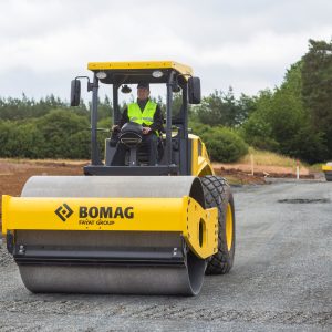 Single drum rollers & soil compactors